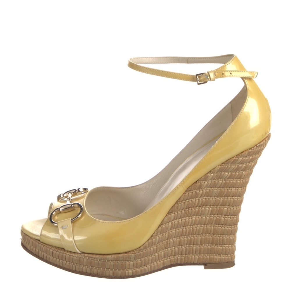 Authentic Gucci pale yellow Patent Wedge
